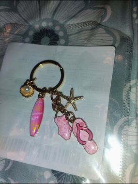 Gold-Tone Keyring with Pink Beach Charms